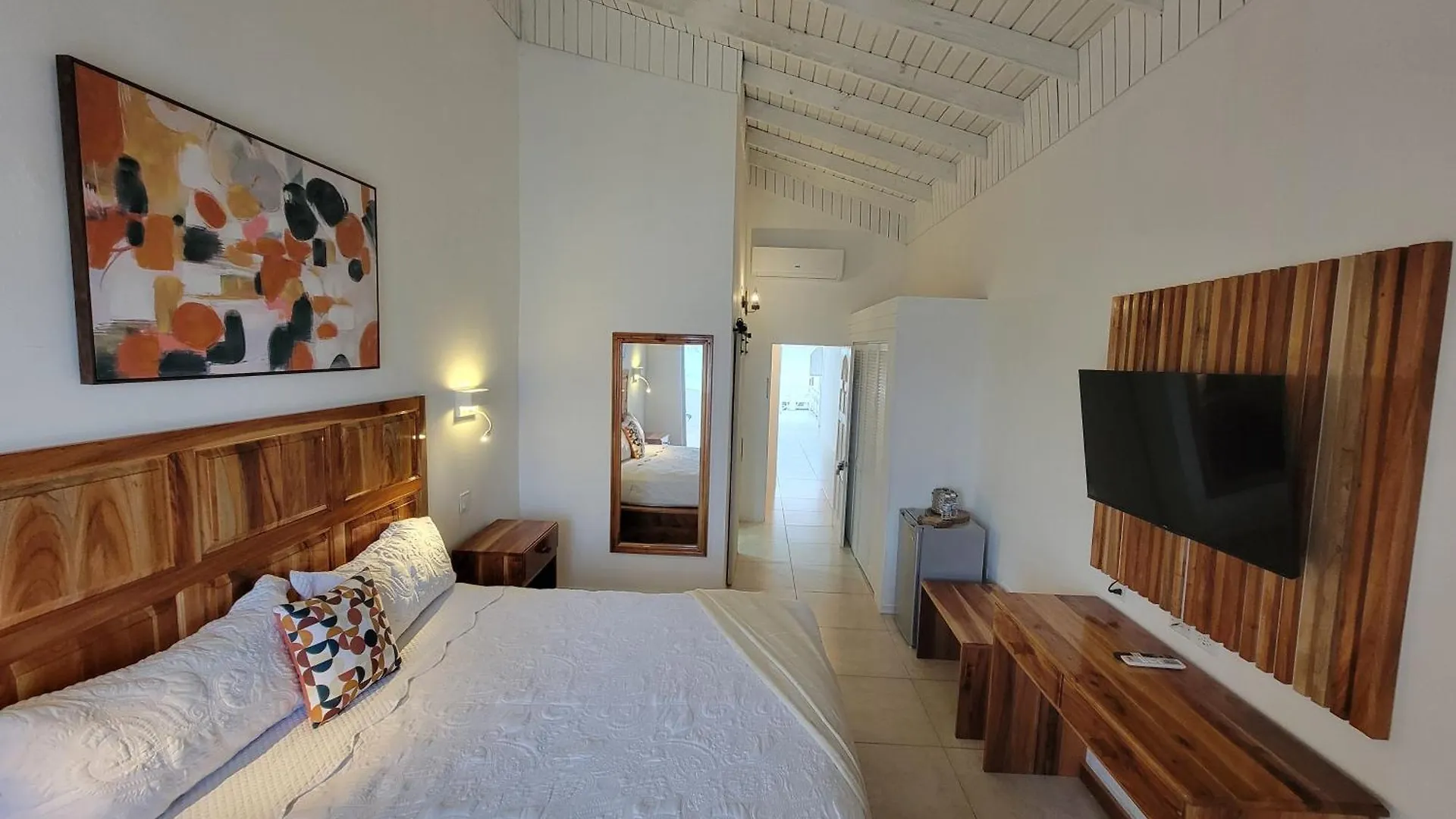 Merrils Deluxe At Veraclub Negril Hotel